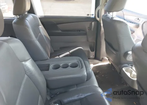 2011 Honda Odyssey Touring/Touring Elite z USA, uszkodzony, nr VIN 5FNRL5H92BB056606